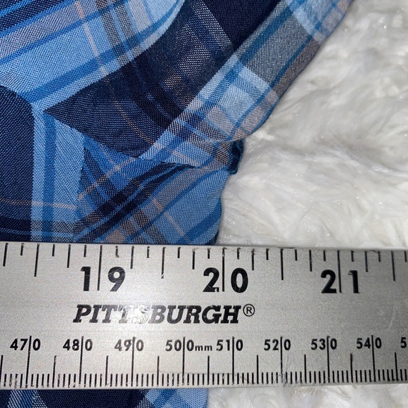 J. Jill button down Lightweight plaid shirt in blues Exc Condition - Picture 4 of 5